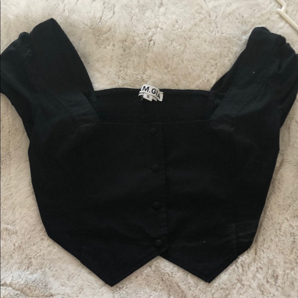 Black crop top